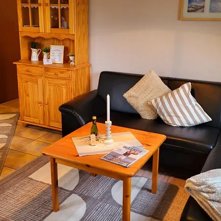 Daire Burhave Gaestehaus 8 *