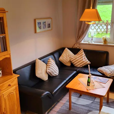 Burhave Gaestehaus 8 *